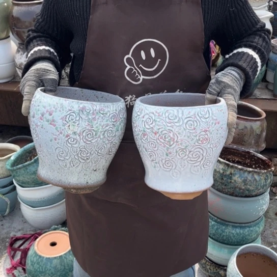 红陶口17高20瑕疵大