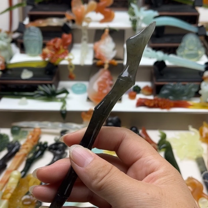 蛇纹石玉未镶嵌岫玉发簪