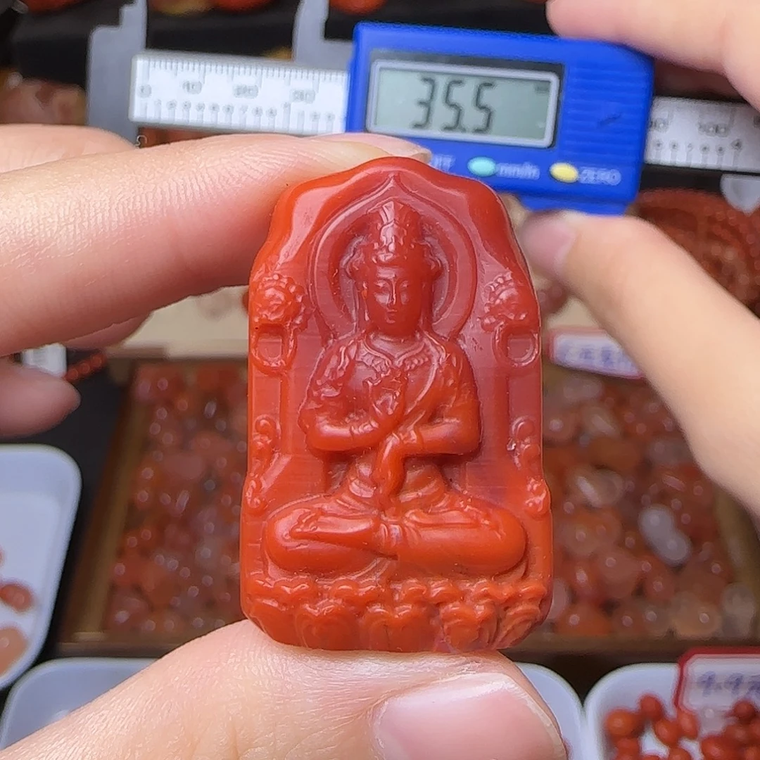 T***视南红玛瑙未镶嵌颈饰