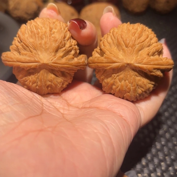 把件文玩核桃47全品闷白