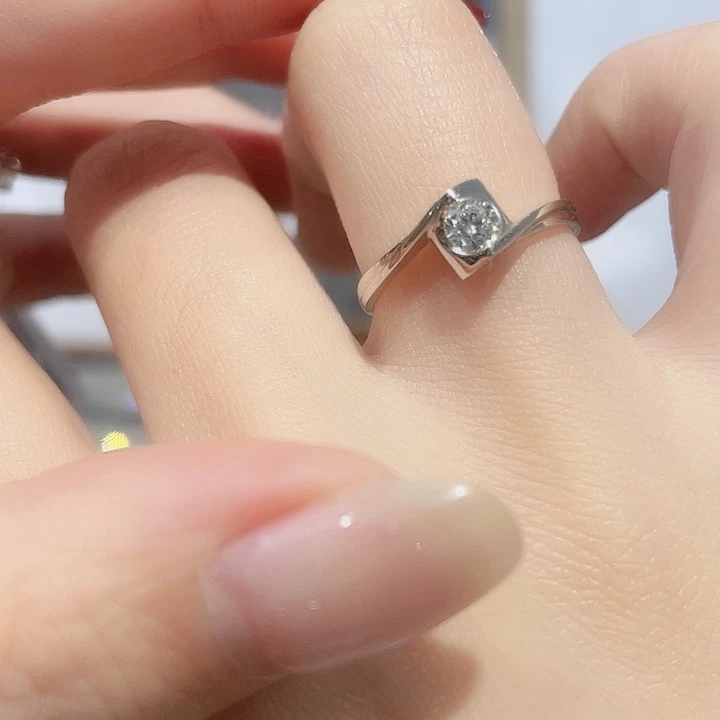 钻石戒指/指环铂Pt950镶嵌A18090728