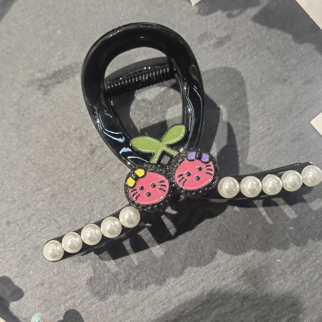 A917樱桃小KT猫咪长不大抓夹