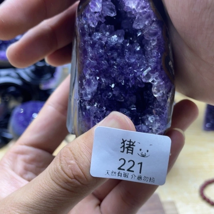 未镶嵌水晶大型摆件（非配饰）
