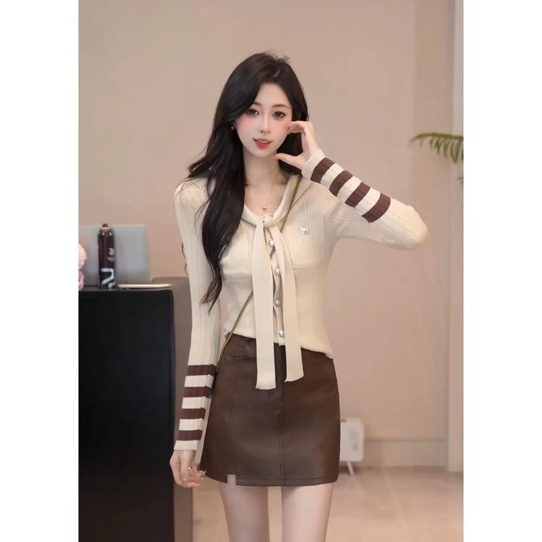 YUANLIANSU/圆脸酥【满山红叶】法式时尚撞色海军领系带针织衫女装