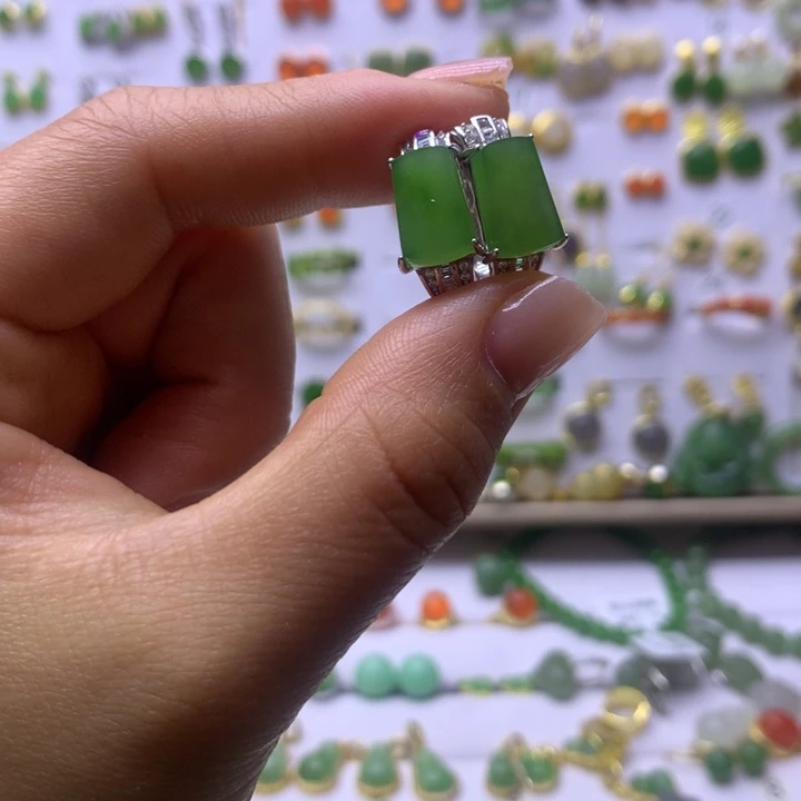 和田玉银S925镶嵌耳饰