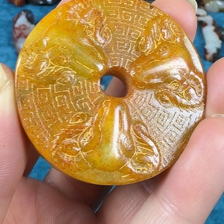 和田玉（糖玉）未镶嵌挂件