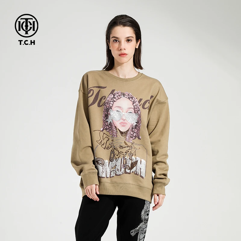 潮牌-TCH休闲秋冬帅酷美女烫钻卡其色圆领宽松卫衣T66C11E6029