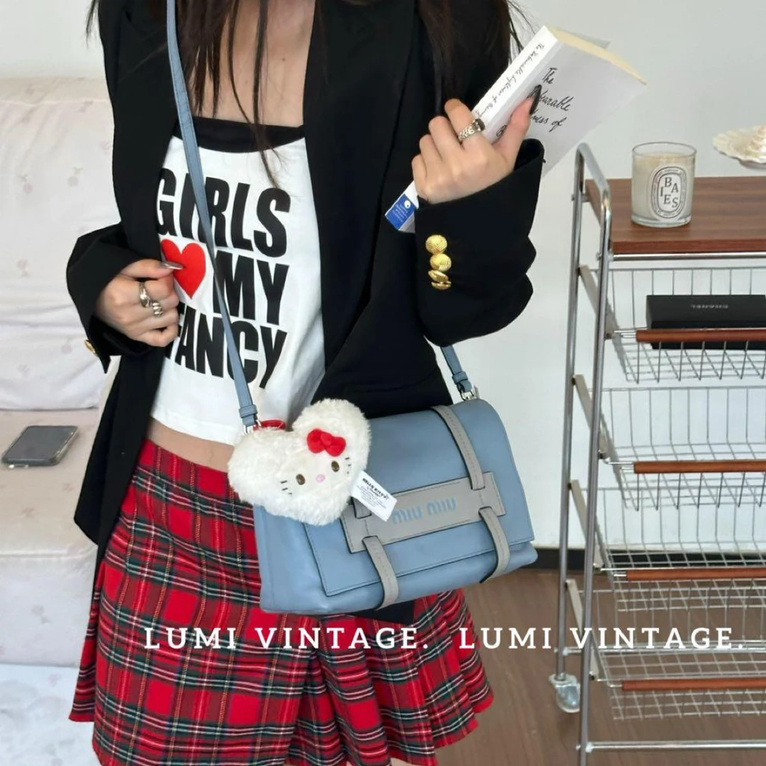 95新 MIU MIU/缪缪 Lumi包展-蓝色牛皮邮差单肩包