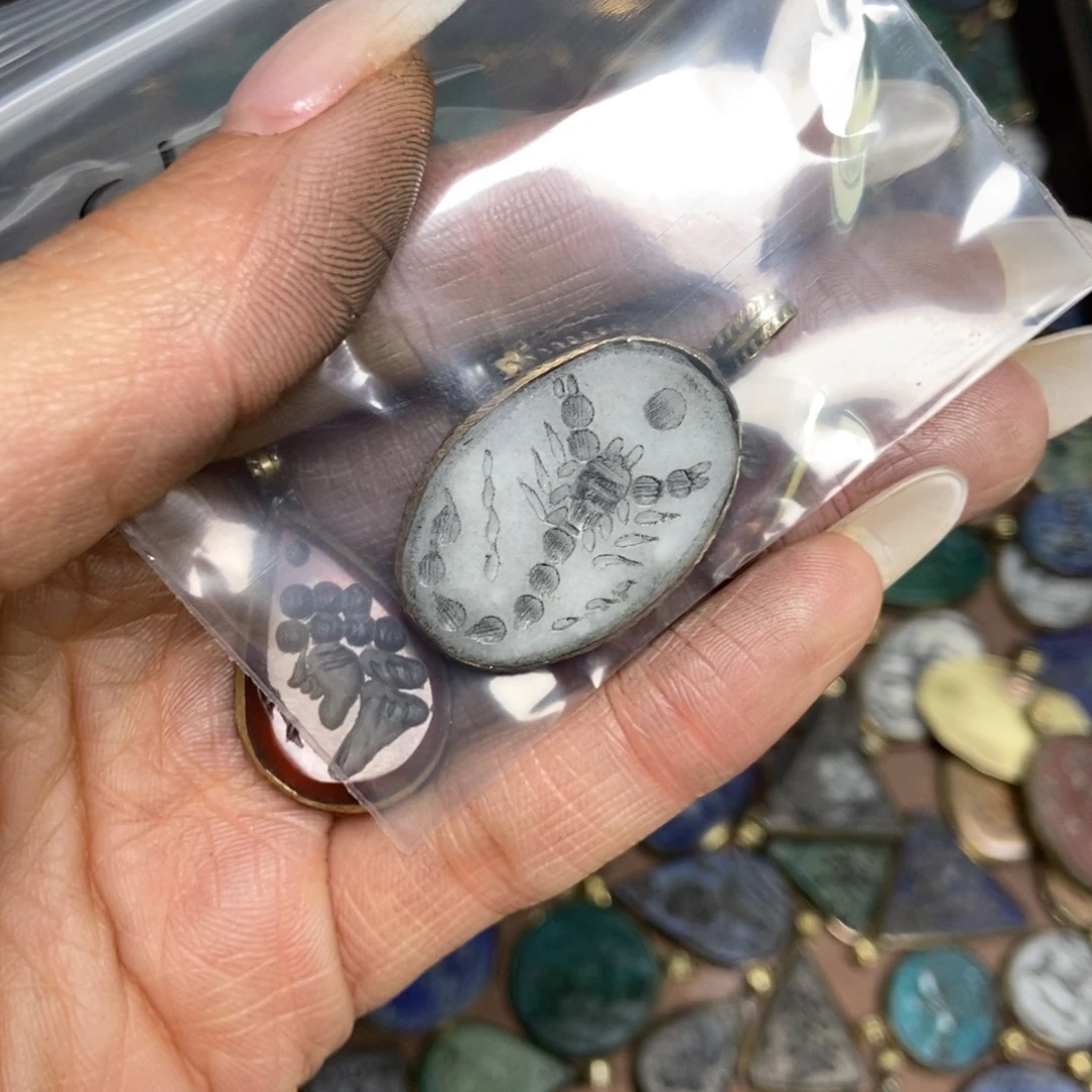 颈饰玻璃萨珊印章