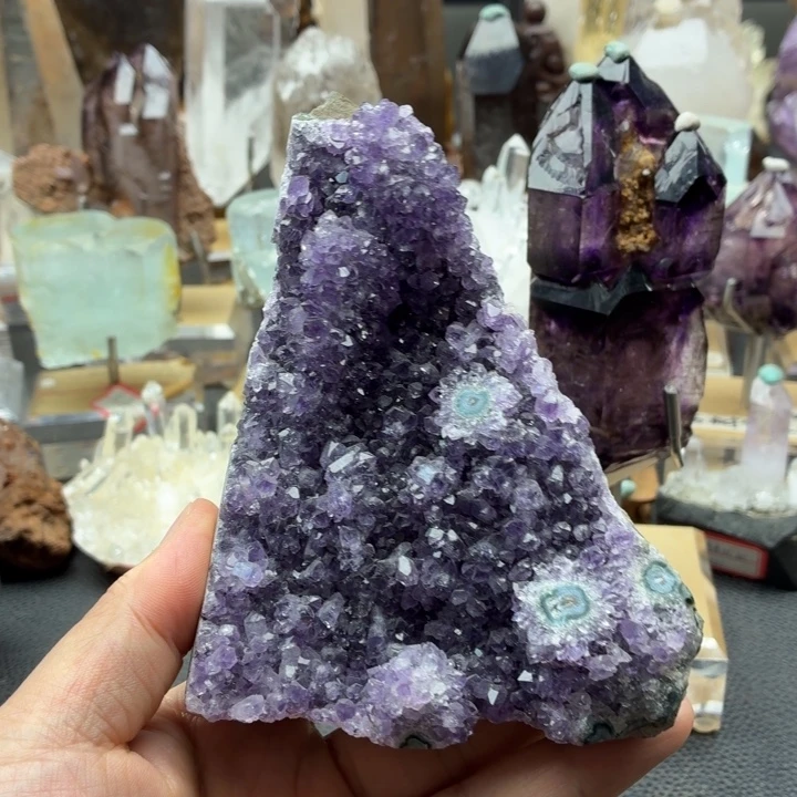 未镶嵌水晶摆件漏