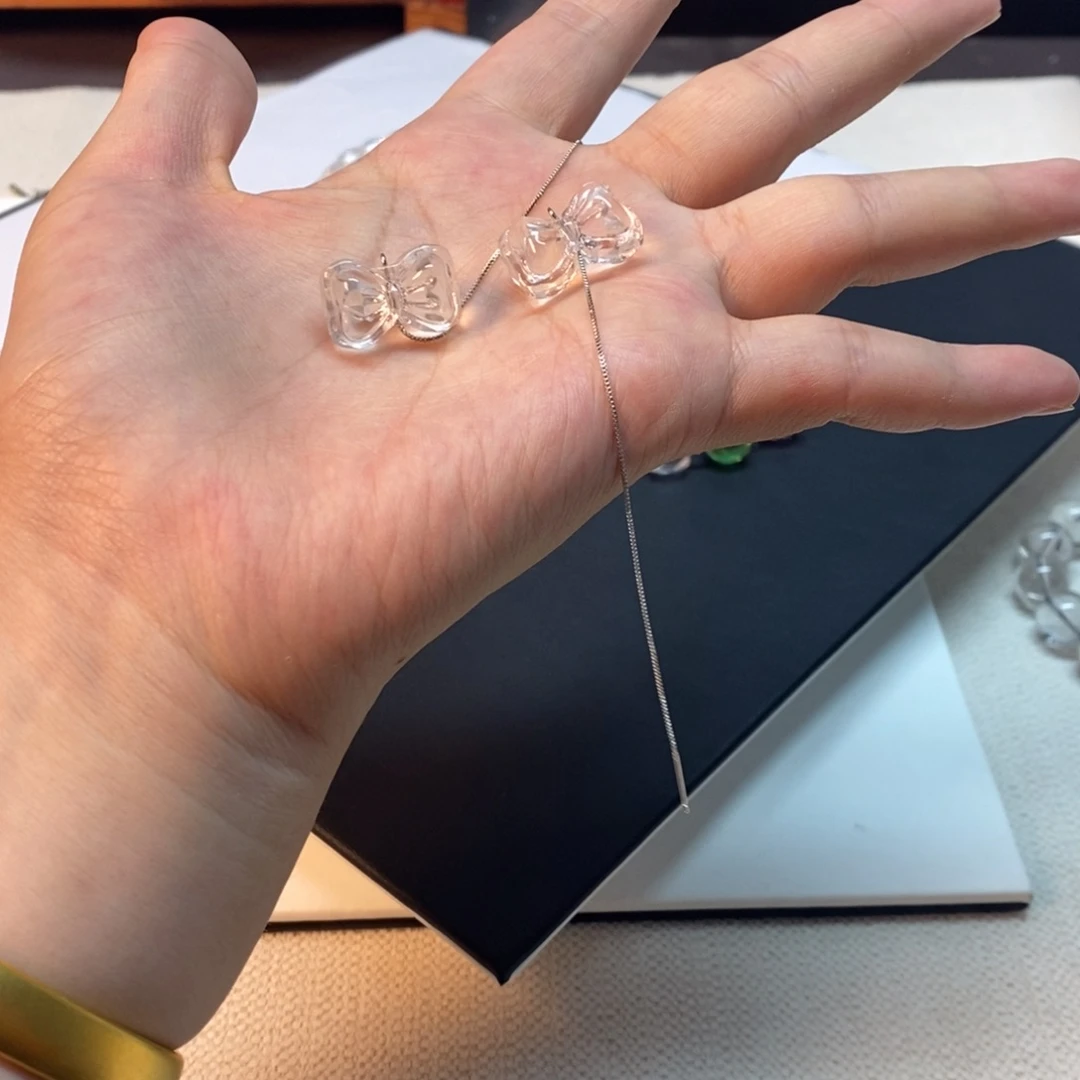 无非金属耳坠白水全净体 蝴蝶结