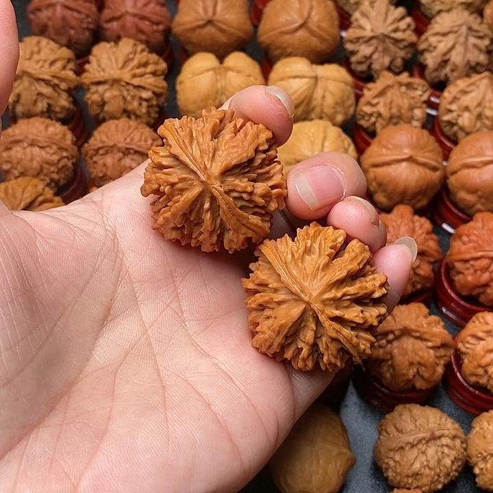 吊坠文玩核桃水龙纹