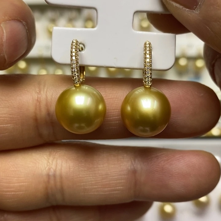 海水珍珠金珍珠耳坠18K金镶嵌