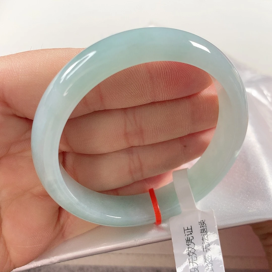 翡翠手镯未镶嵌①⑥③