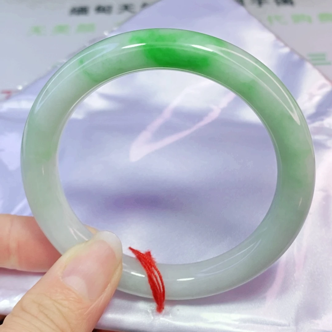 未镶嵌手镯翡翠56.5圆镯