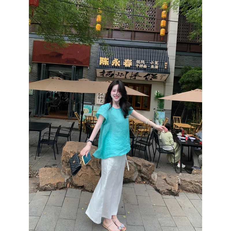 2025夏季新款韩系穿搭松弛感露背飞飞袖上衣搭配开叉半身裙两件套