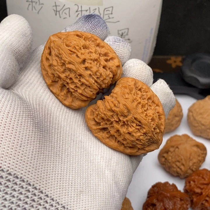 文玩核桃把件三****么南疆石39