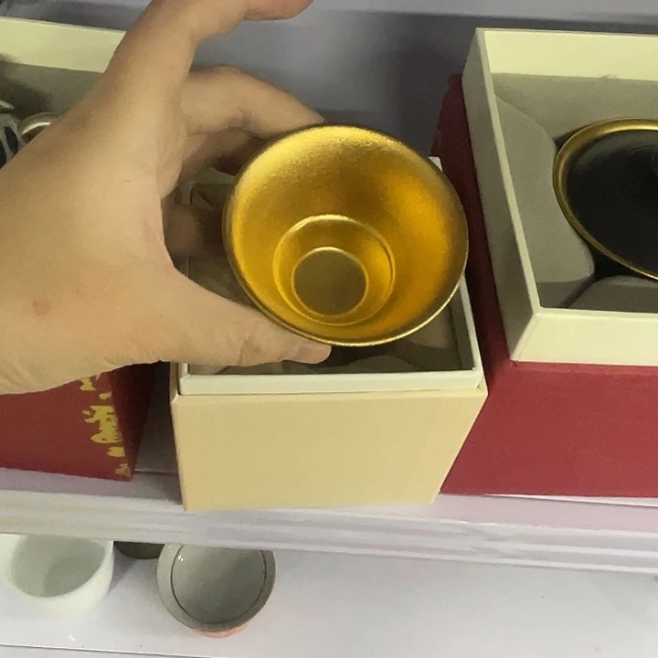 来咯咯了，嗯了咯哦咯