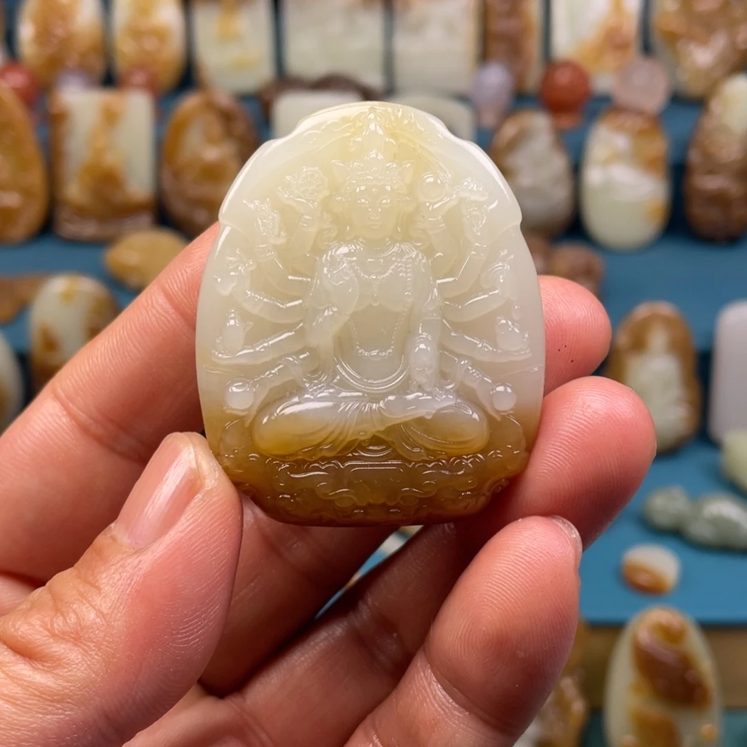 颈饰未镶嵌和田玉佛****生