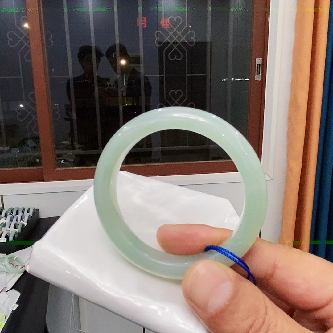 未镶嵌手镯翡翠翡翠