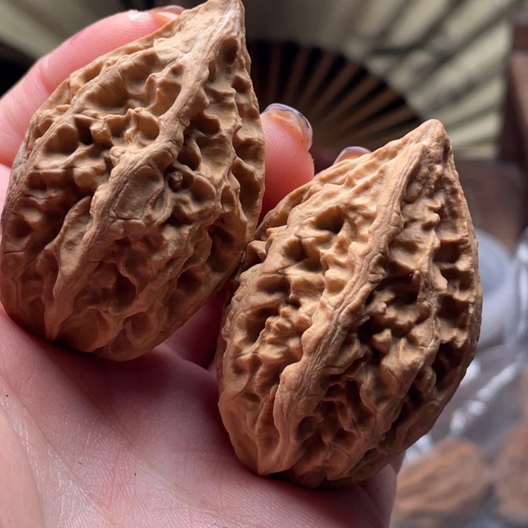 文玩核桃把件楸刀鱼59