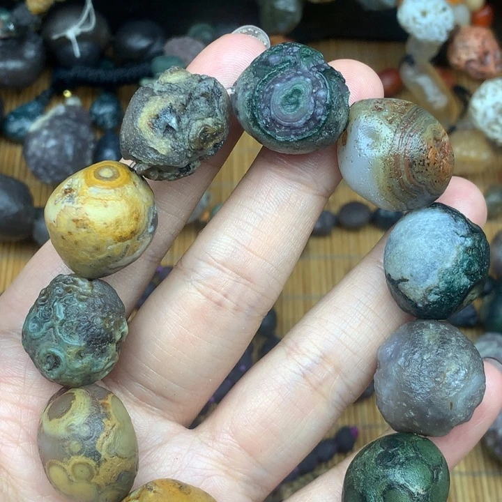 玛瑙/玉髓未镶嵌珠宝半成品