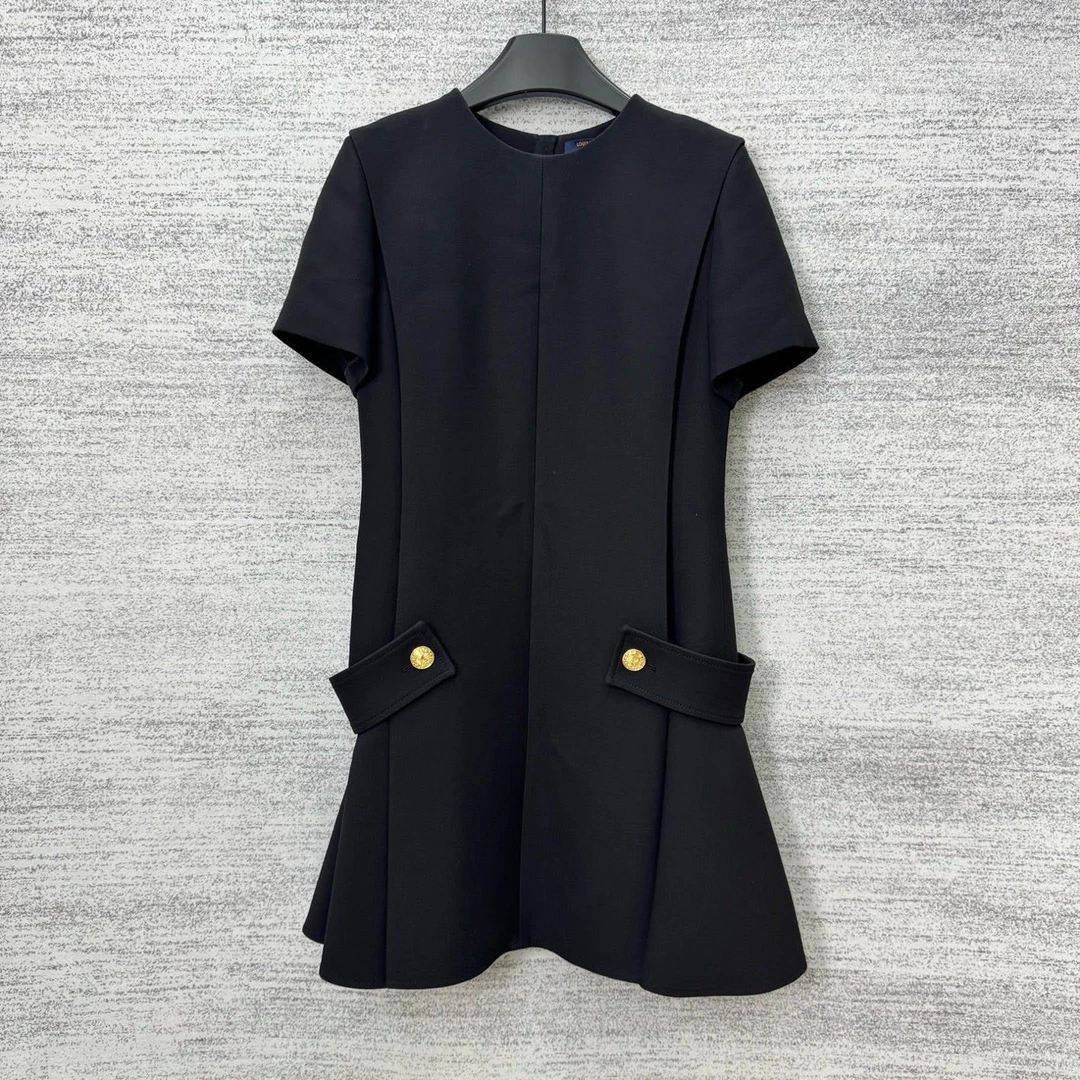 未使用 LouisVuitton/路易威登 A100753/金扣黑色短袖连衣裙/34码