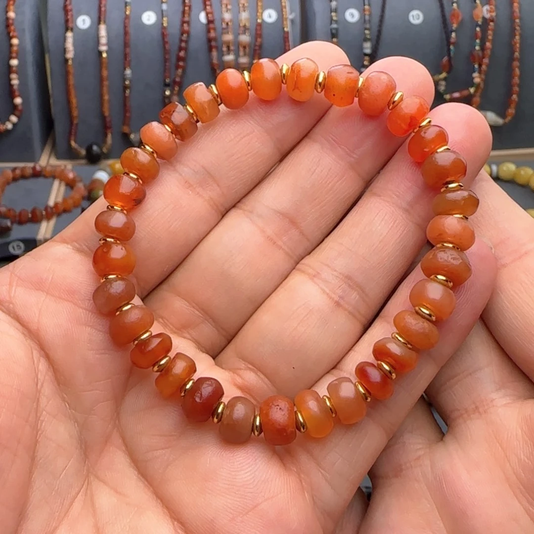 颈饰未镶嵌和田玉（糖玉）