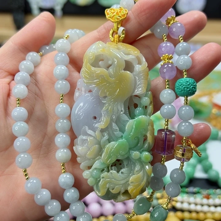 颈饰未镶嵌翡翠吊坠