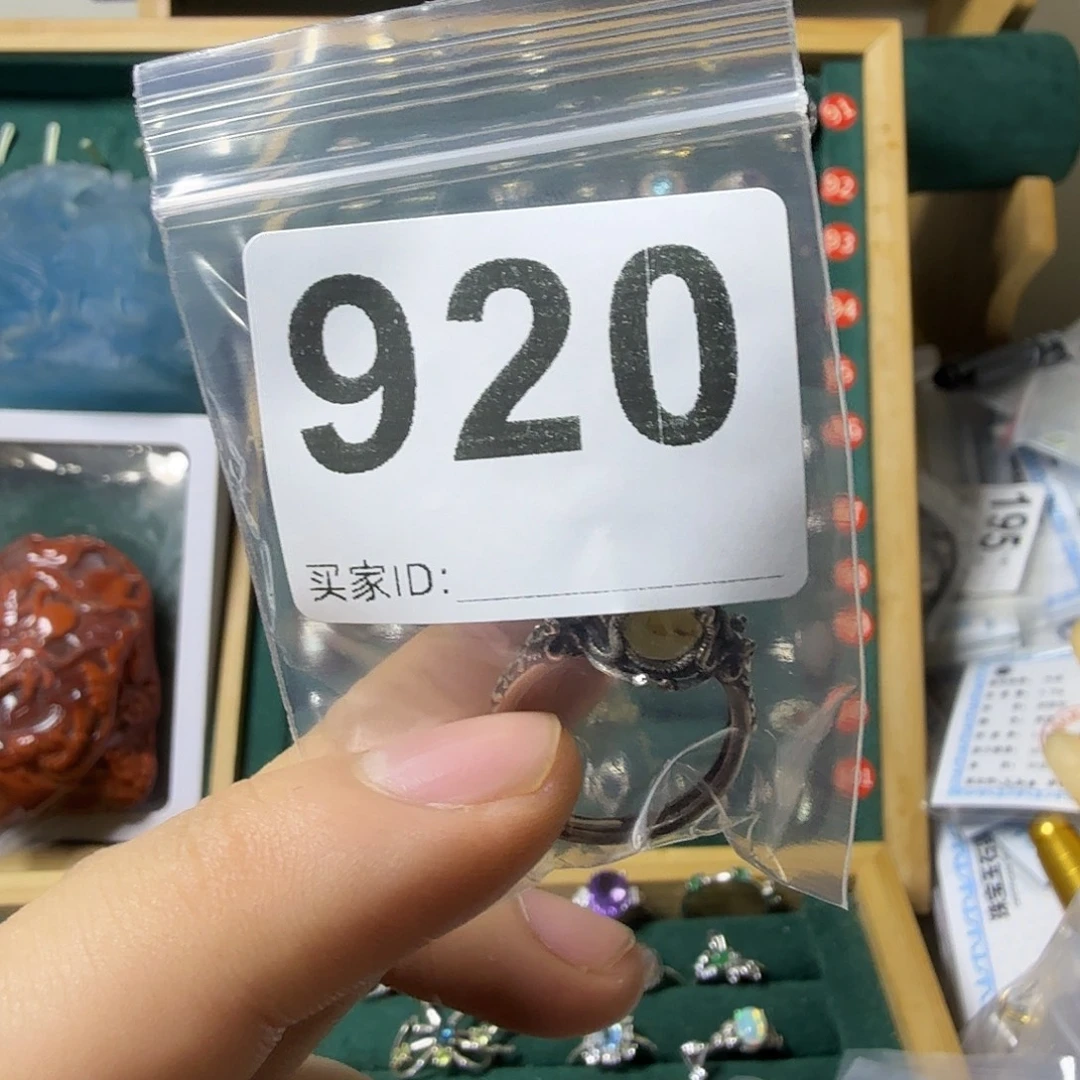 *****戒指银S925镶嵌发晶