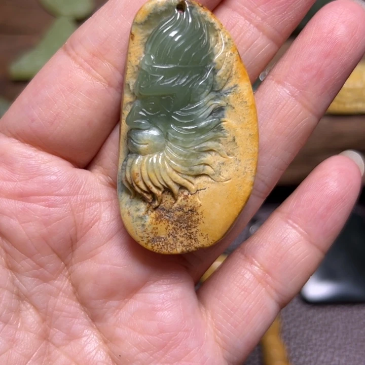 畅***游岫岩河磨玉（透闪石质玉）未镶嵌颈饰