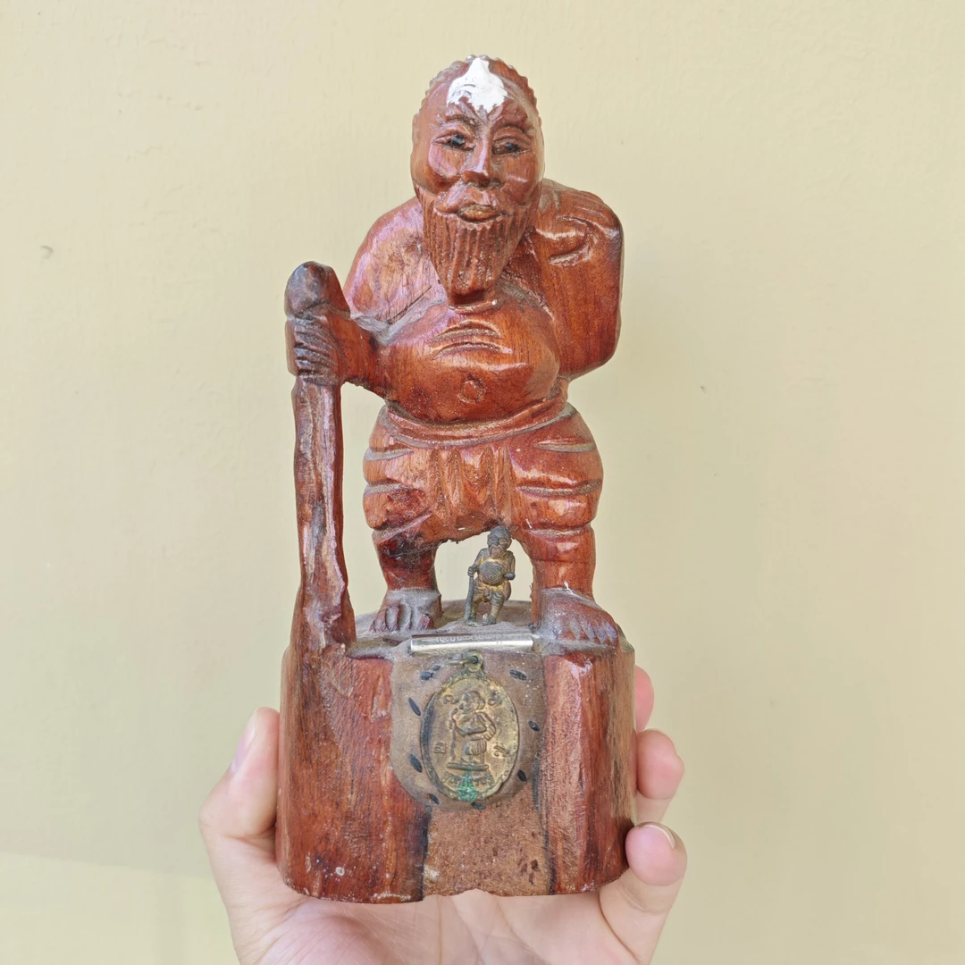 泰牌 龙婆宋鹏 2550 早期菠萝蜜木储蓄老人 高20厘米 手工艺品