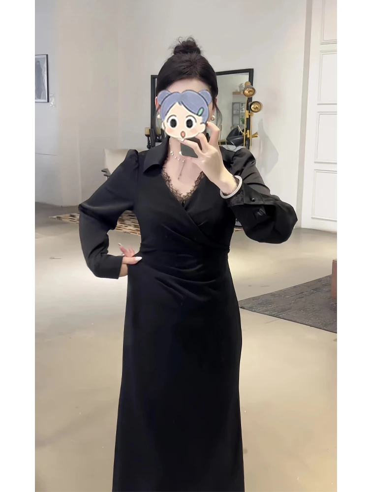 大码法式赫本风黑色连衣裙女秋季新款黑色优雅气质V领花边长裙子