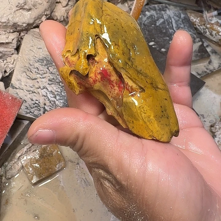 昌化石昌化田黄鸡血