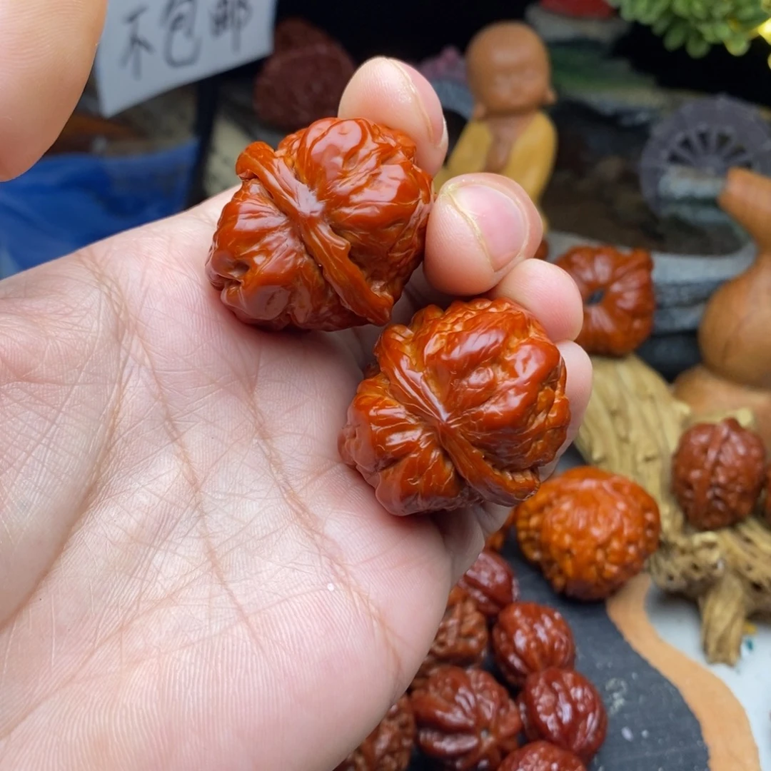 ****茹文玩核桃把件蛤蟆头