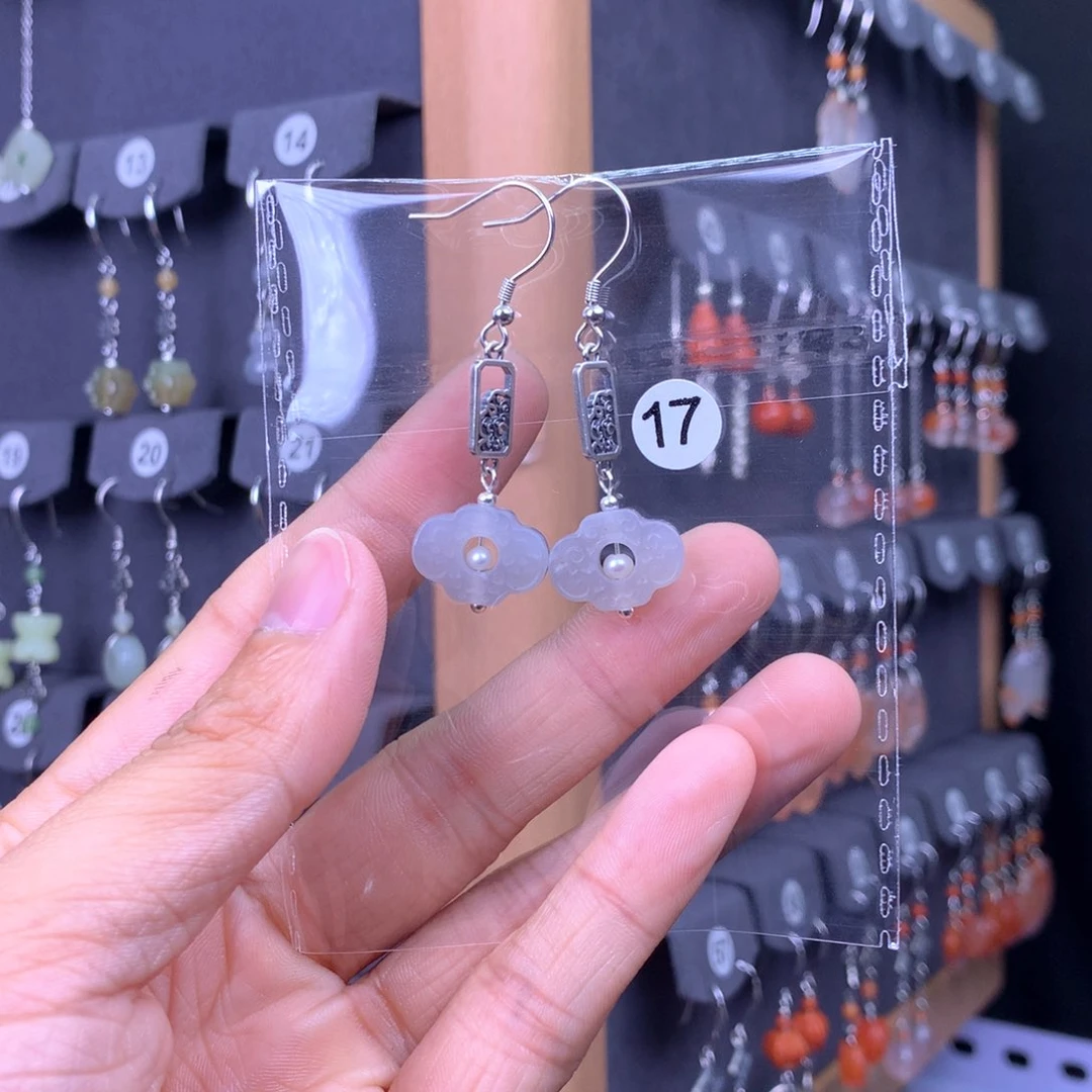 和田玉耳饰银S925镶嵌这****?