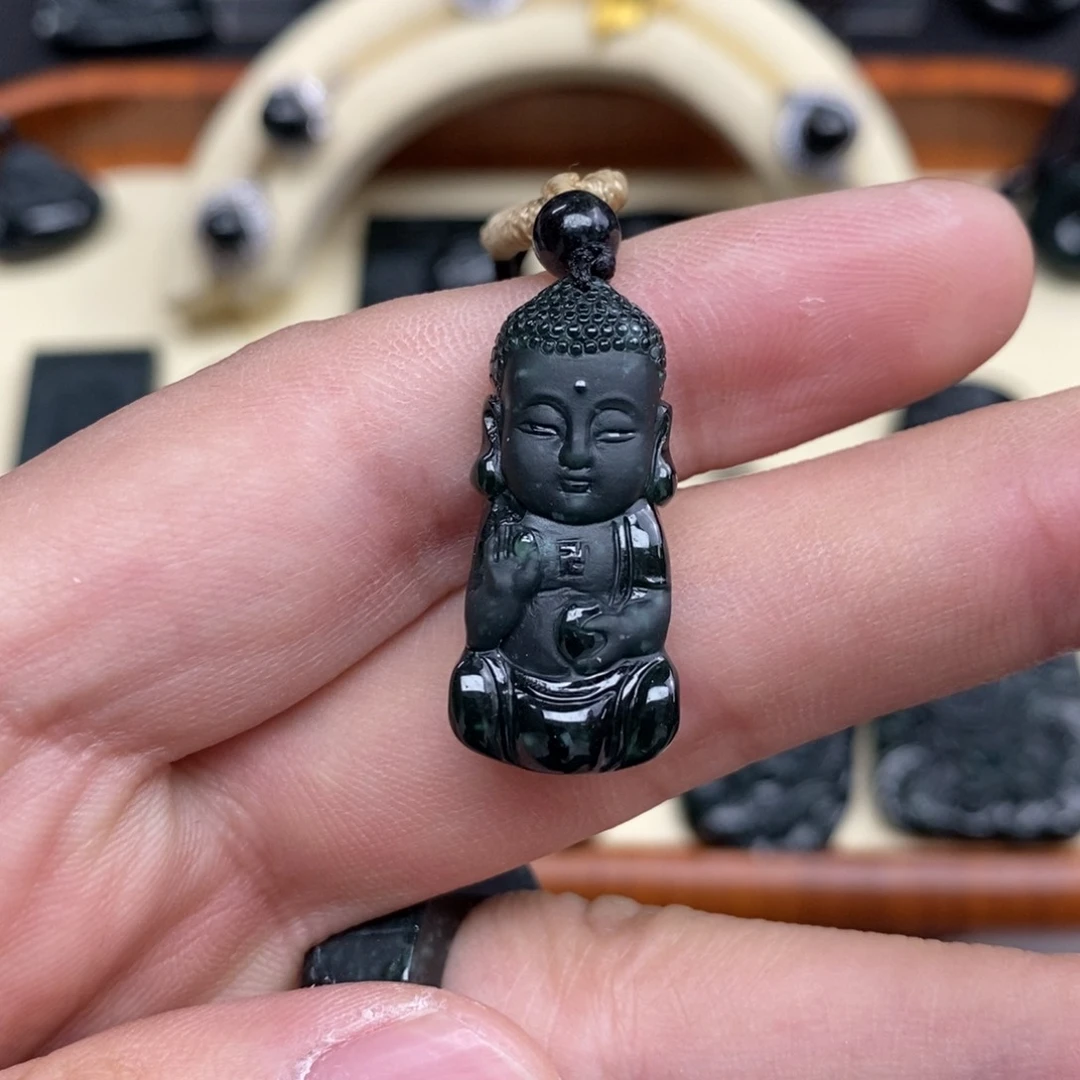 翡翠颈饰未镶嵌宝宝佛