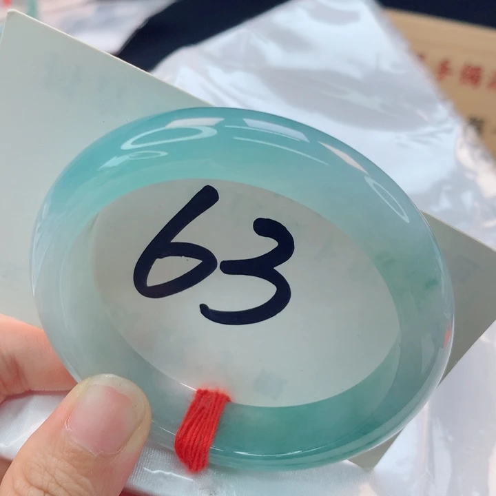 翡翠手镯未镶嵌冰强推