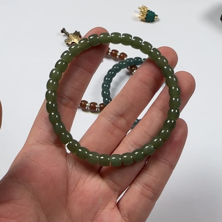 未镶嵌手链和田玉（碧玉）手串