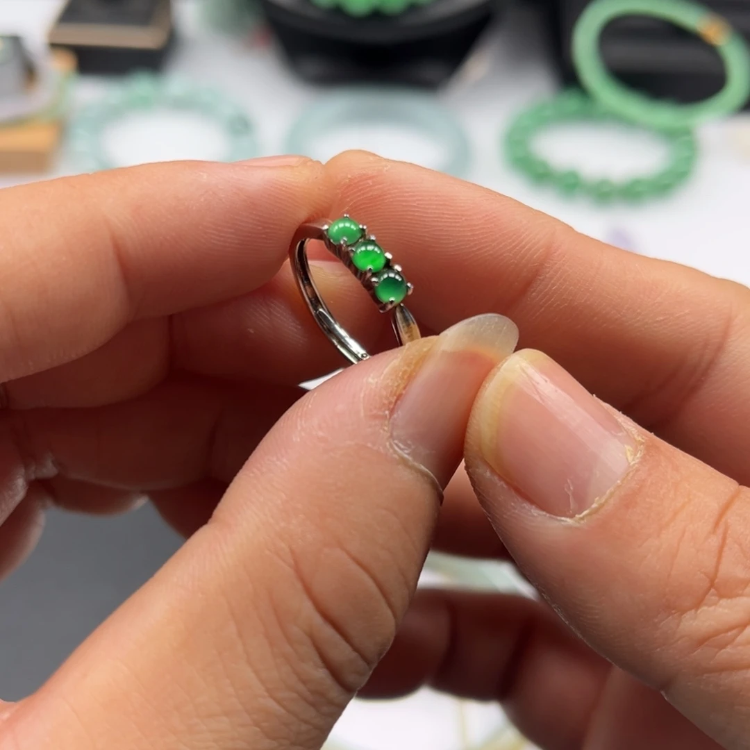 翡翠银S925镶嵌戒指福利
