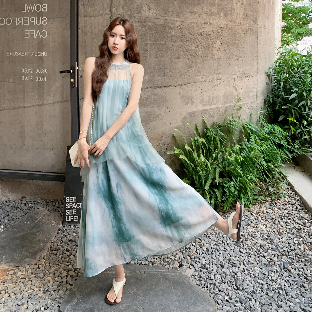 韩版蓝色拼接假两件挂脖套装裙女2025夏季新款无袖晕染花边连衣裙