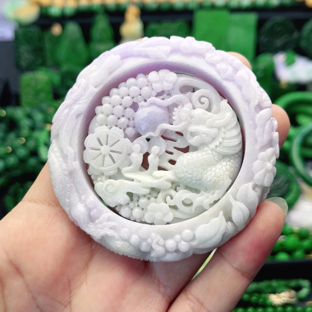 翡翠未镶嵌颈饰吊坠，手镯