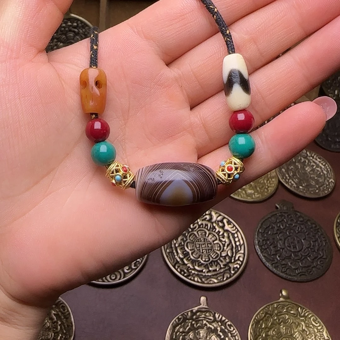 贝壳手串/手链……………………………………………………