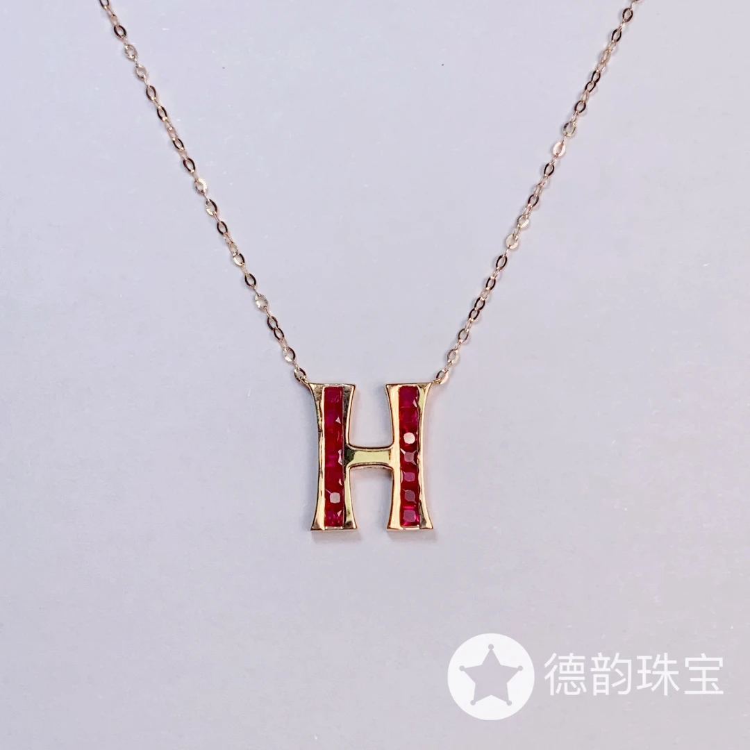 18K金镶嵌红宝石项链