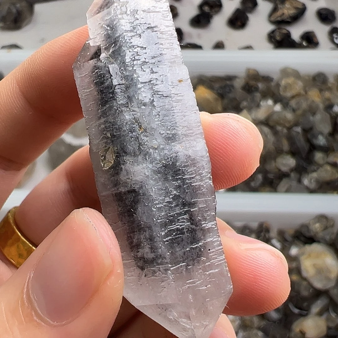 未镶嵌水晶珠宝半成品95