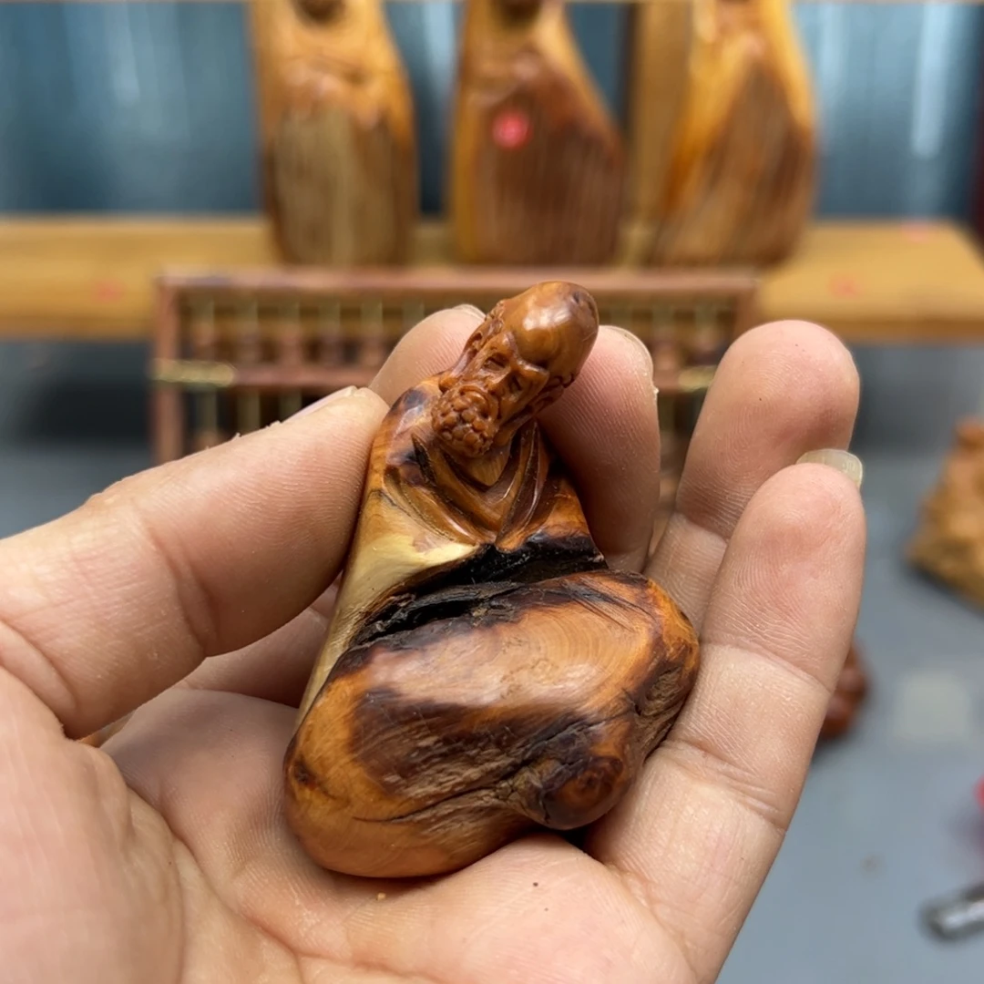 追***月木崖柏木摆件手把件