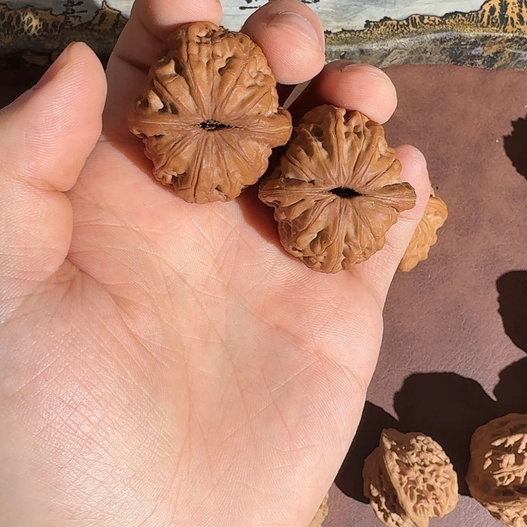 文玩核桃吊坠元宝38