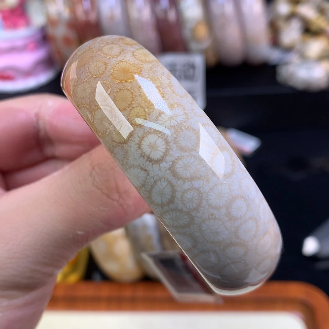 【闪购商品】颈饰未镶嵌硅化珊瑚（珊瑚玉）90号奶白豹纹52圈