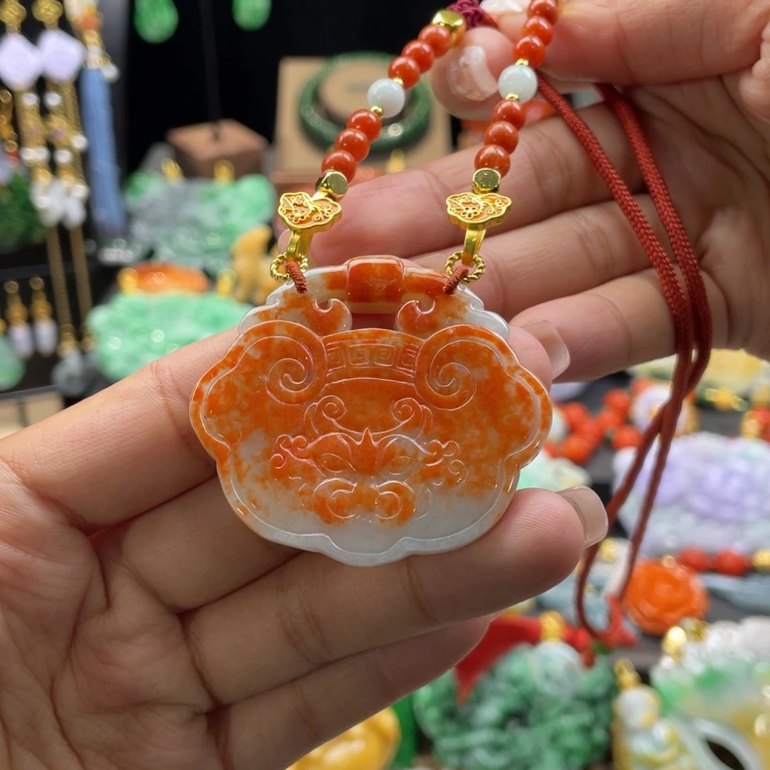 翡翠颈饰未镶嵌代编织