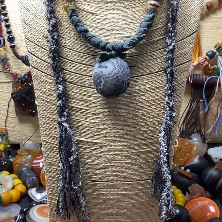 玛瑙/玉髓未镶嵌颈饰